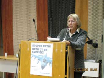 Tysk g&auml;st p&aring; konferensen, fredsforskaren Claudia Haydt